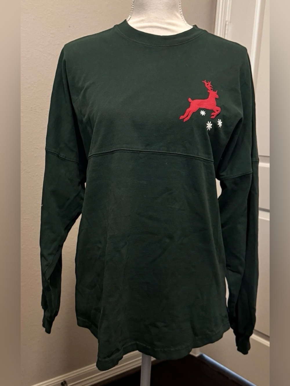 Forest Green Long Sleeve Christmas T-shirt Size Small